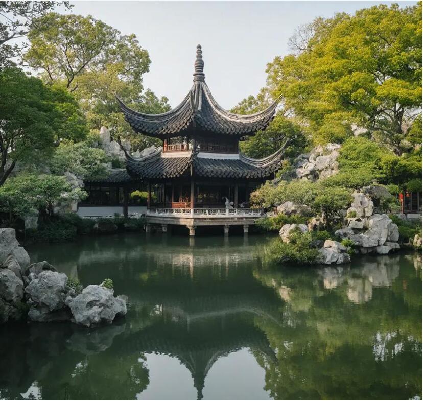 胶州冰旋餐饮有限公司